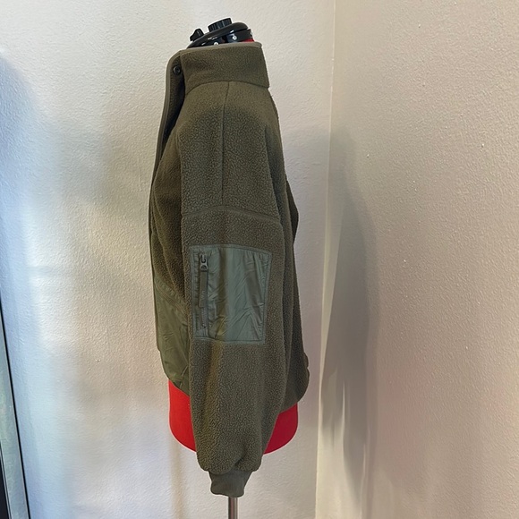 Madewell (Re)sourced Sherpa Snap-Front Jacket in Kale - Picture 4 of 11